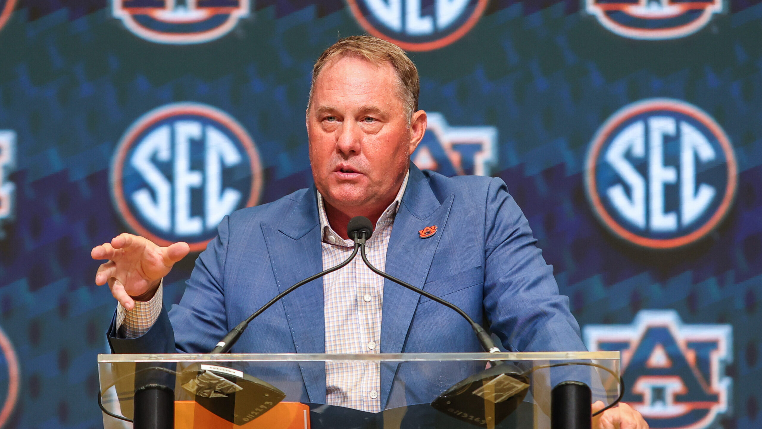 Hugh Freeze asking for more &lsquo;energy&rsquo; at Auburn practices during fall camp