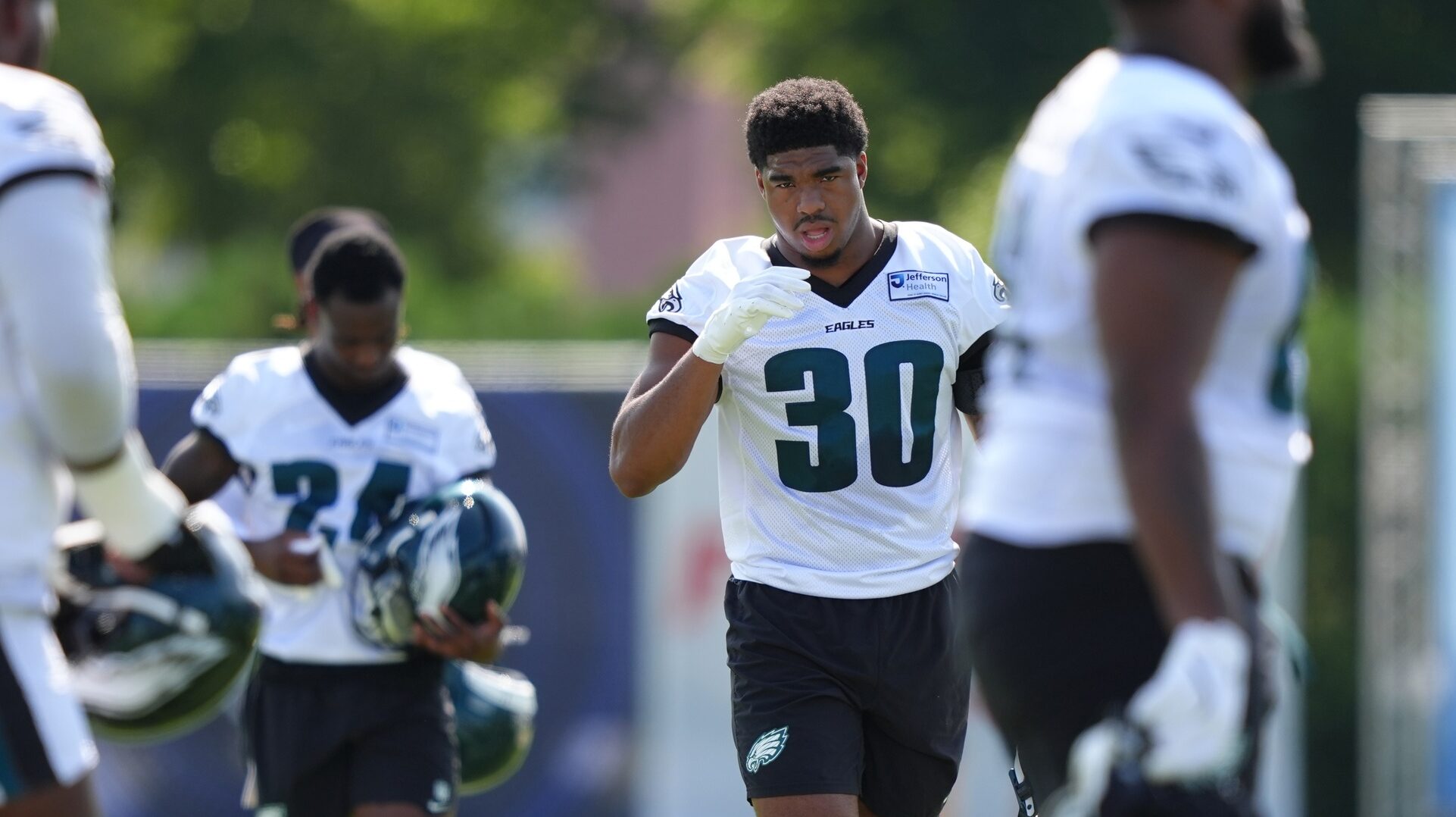 Former Alabama star Jihaad Campbell turning heads with Philadelphia Eagles