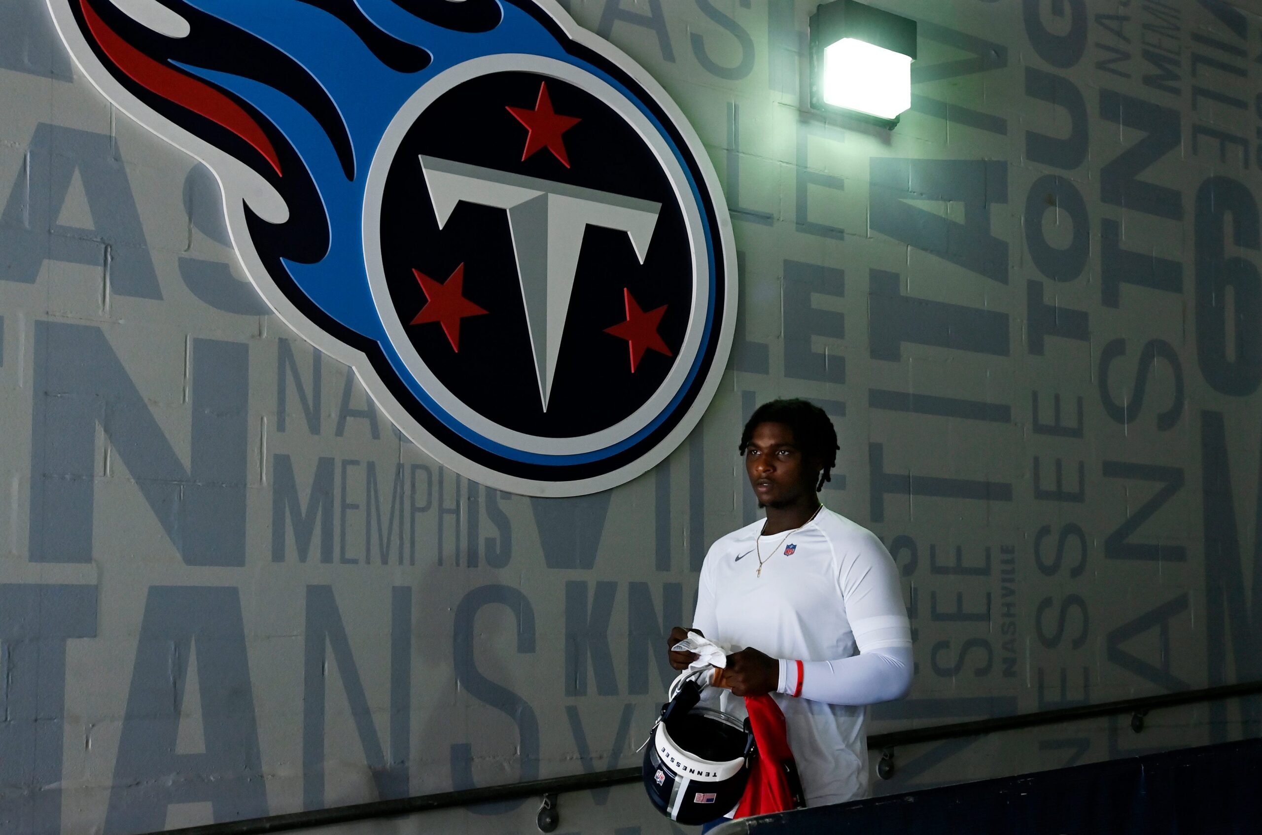 Cam Ward and Jeffery Simmons reportedly involved in training camp scuffle