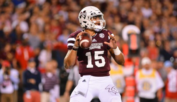 Dak Prescott attempts a pass for the Mississippi State Bulldogs.