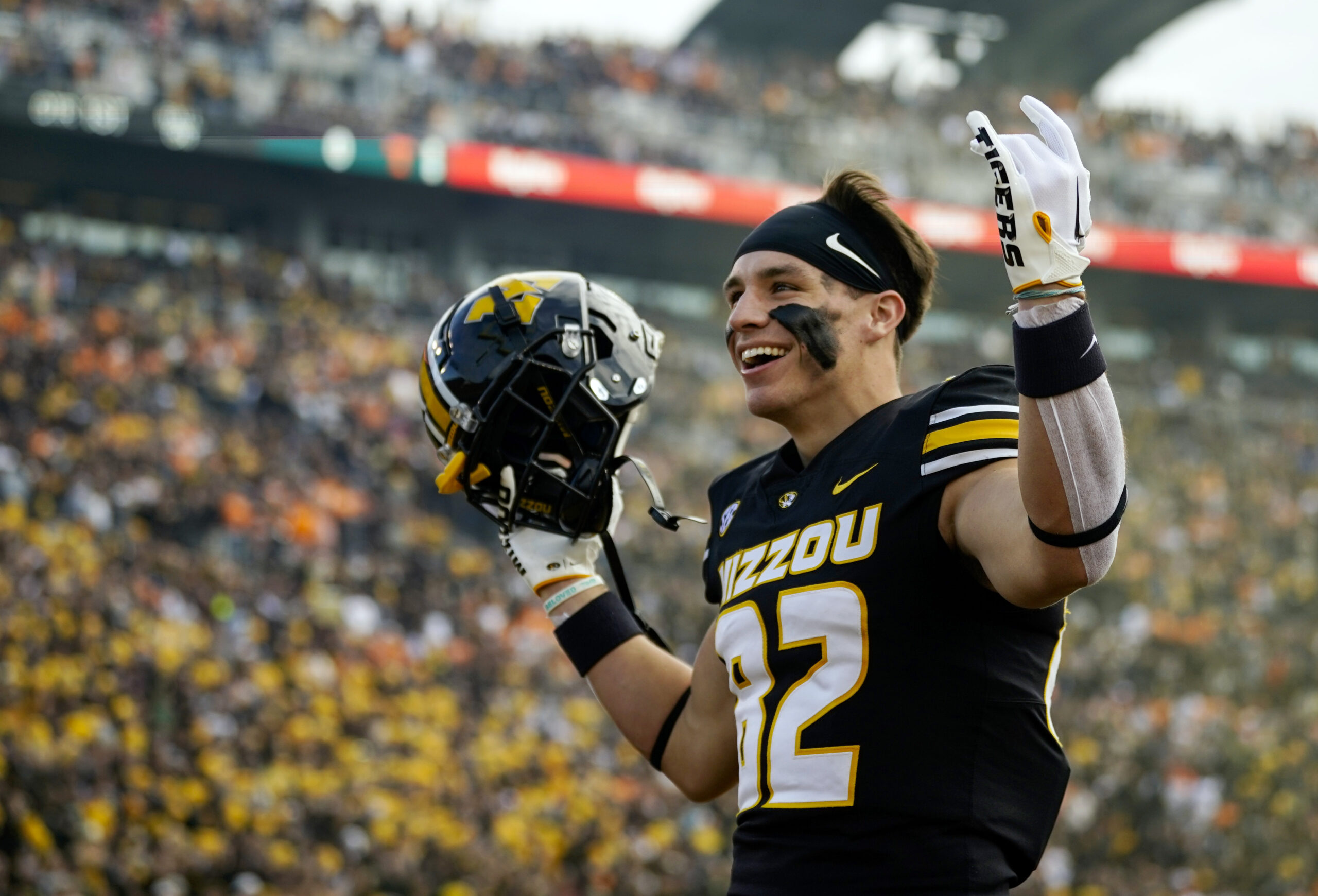 Mizzou receiver Logan Muckey reflects on being named a captain after beating cancer