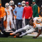 Tennessee wide receiver Mike Matthews catches a pass.