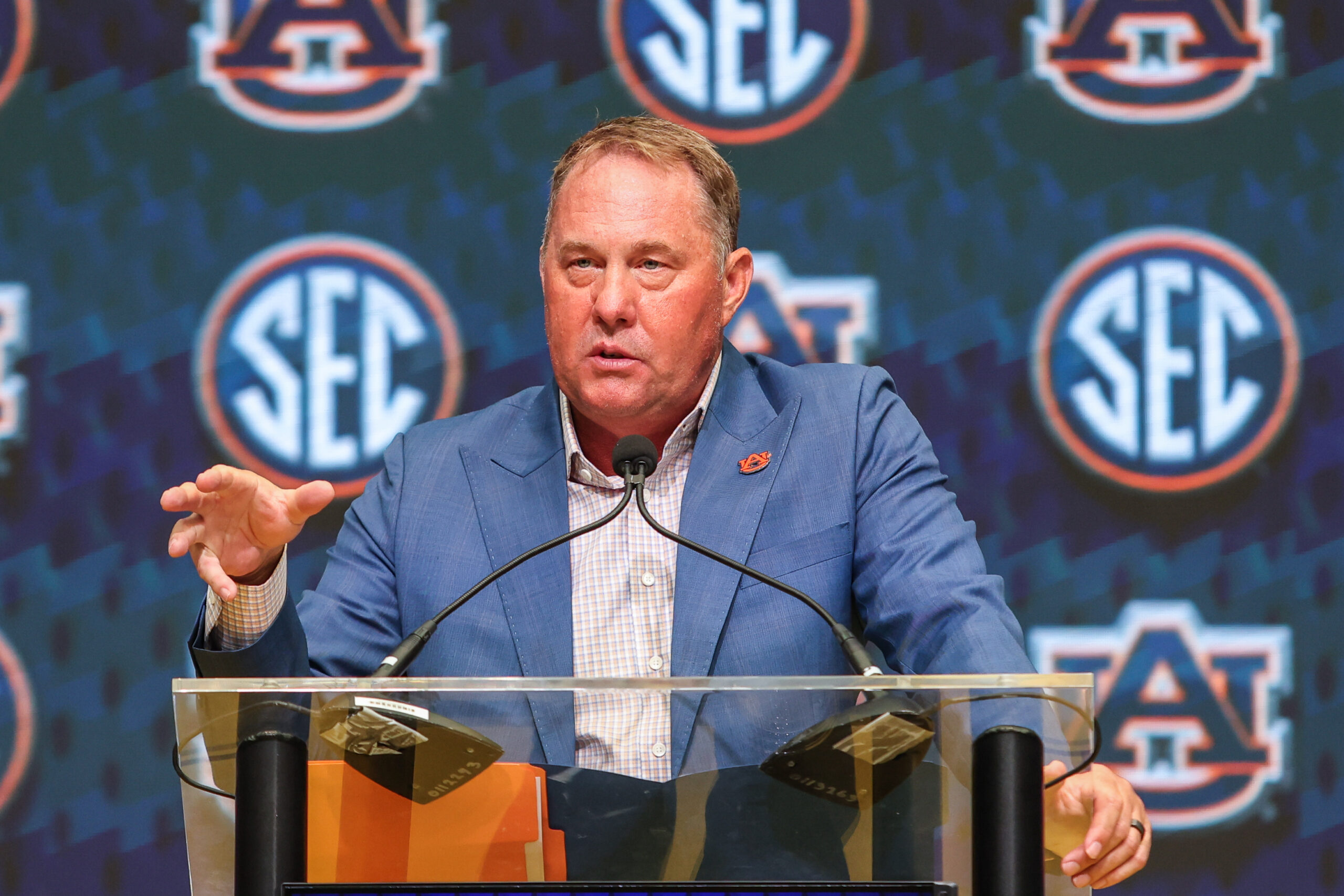 Hugh Freeze announces Auburn freshman DL suspended indefinitely