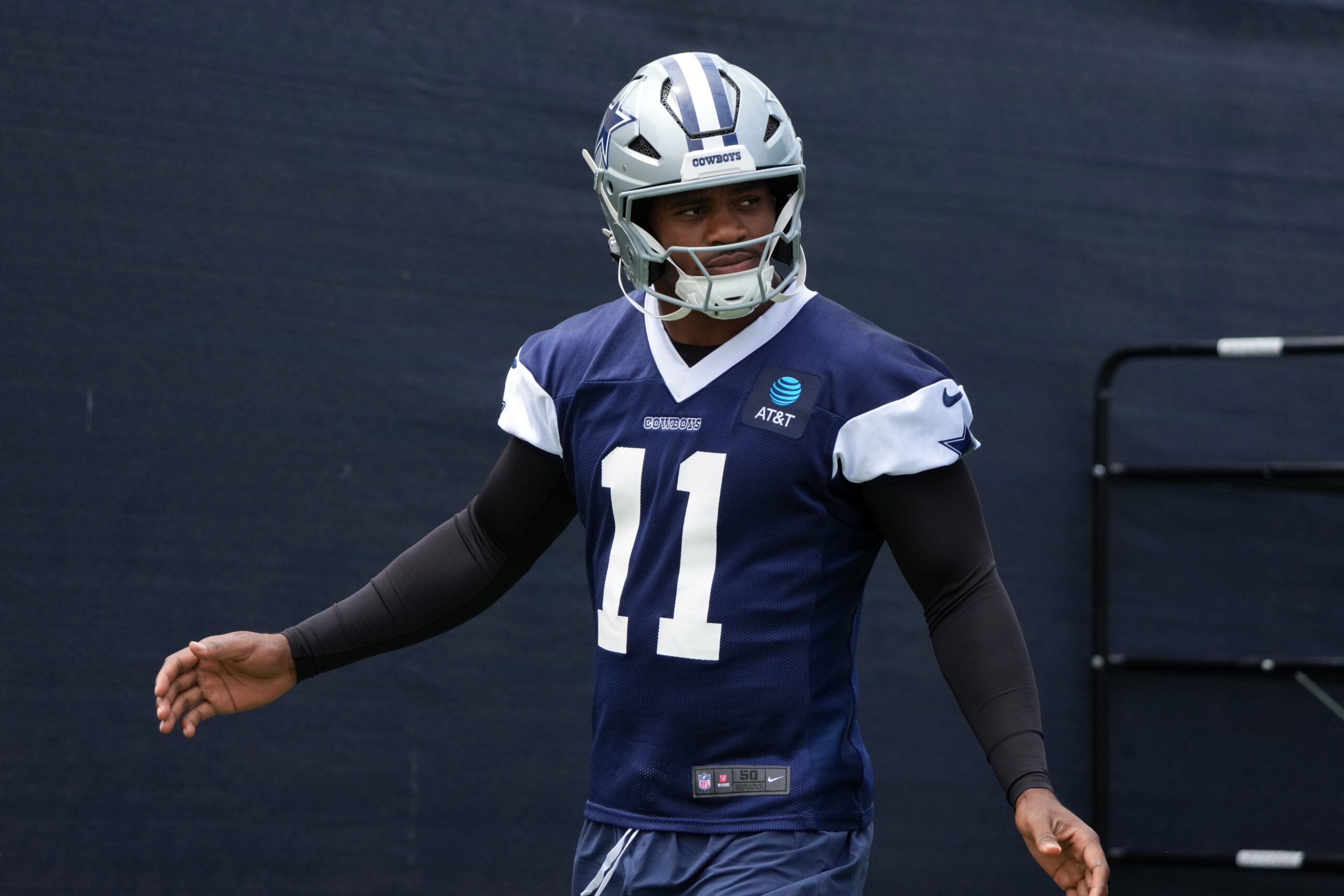 Dallas Cowboys reportedly trade Micah Parsons to NFC team