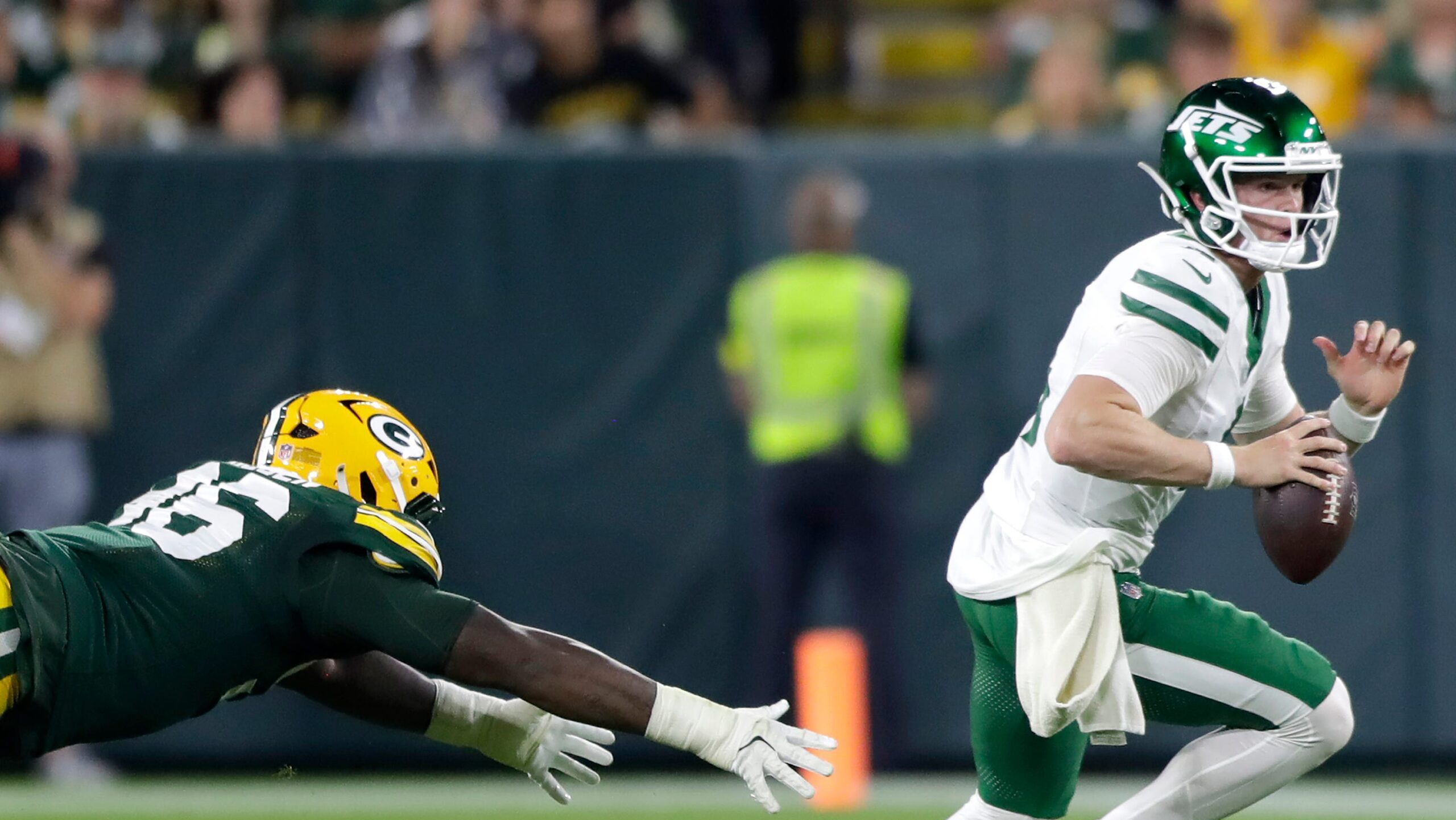 Brady Cook carted off due to practice injury, Jets coach shares update