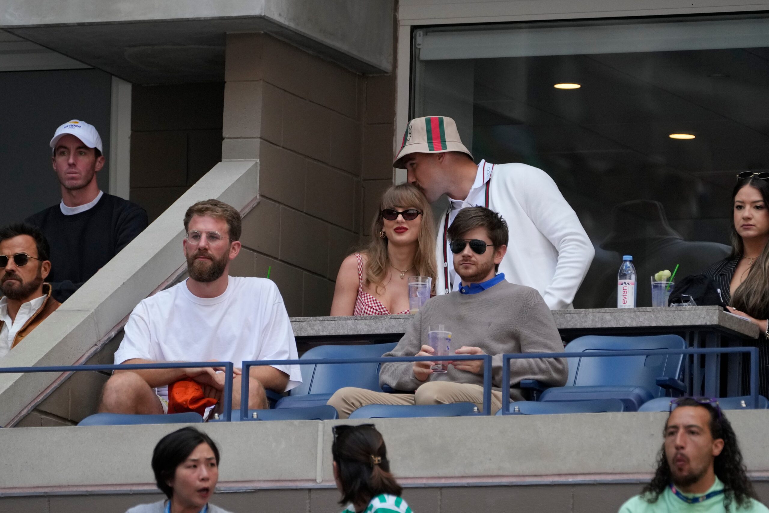 Taylor Swift attends Nebraska-Cincinnati game with Travis Kelce