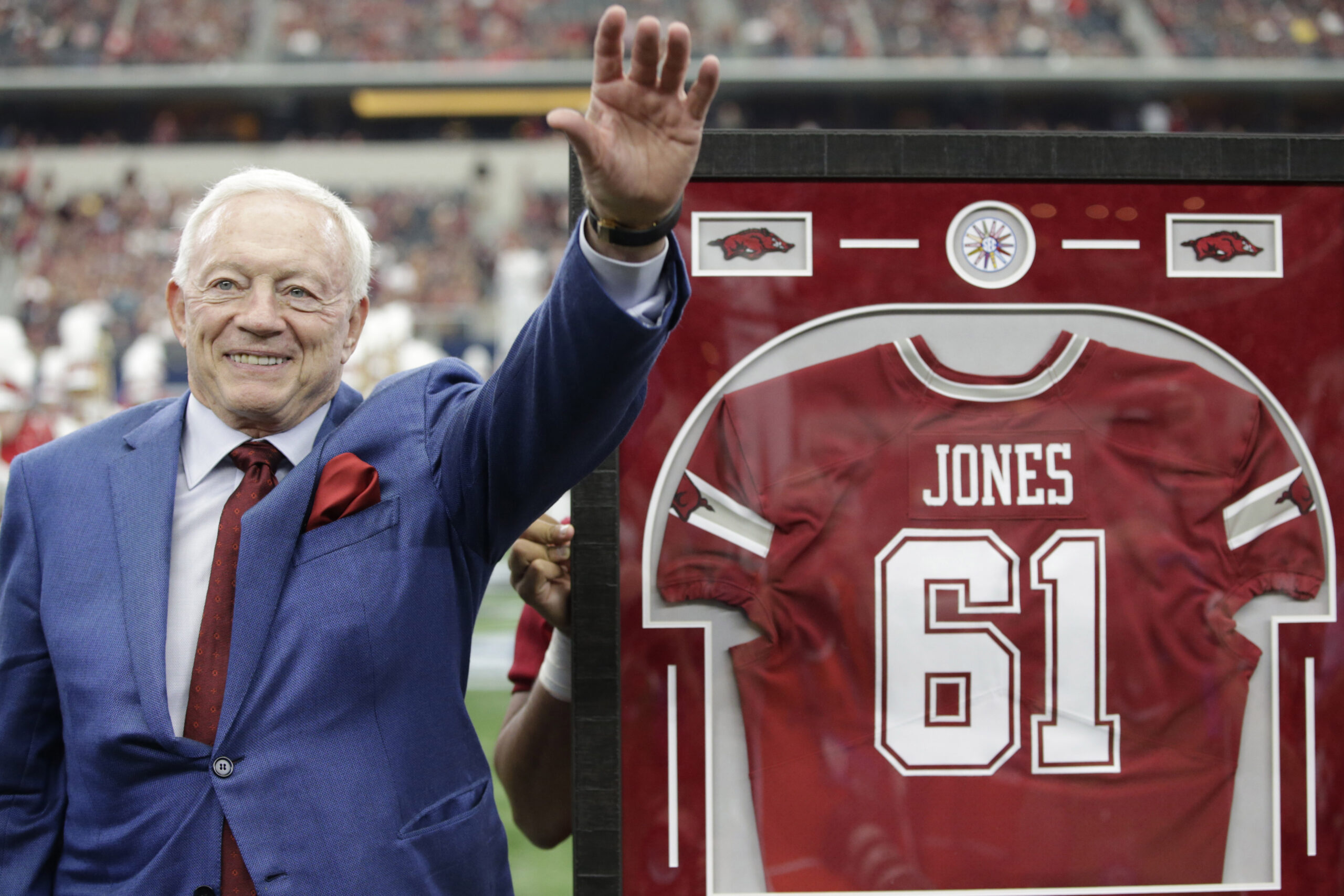 ACC head coach linked to Arkansas job, reportedly has support from Jerry Jones
