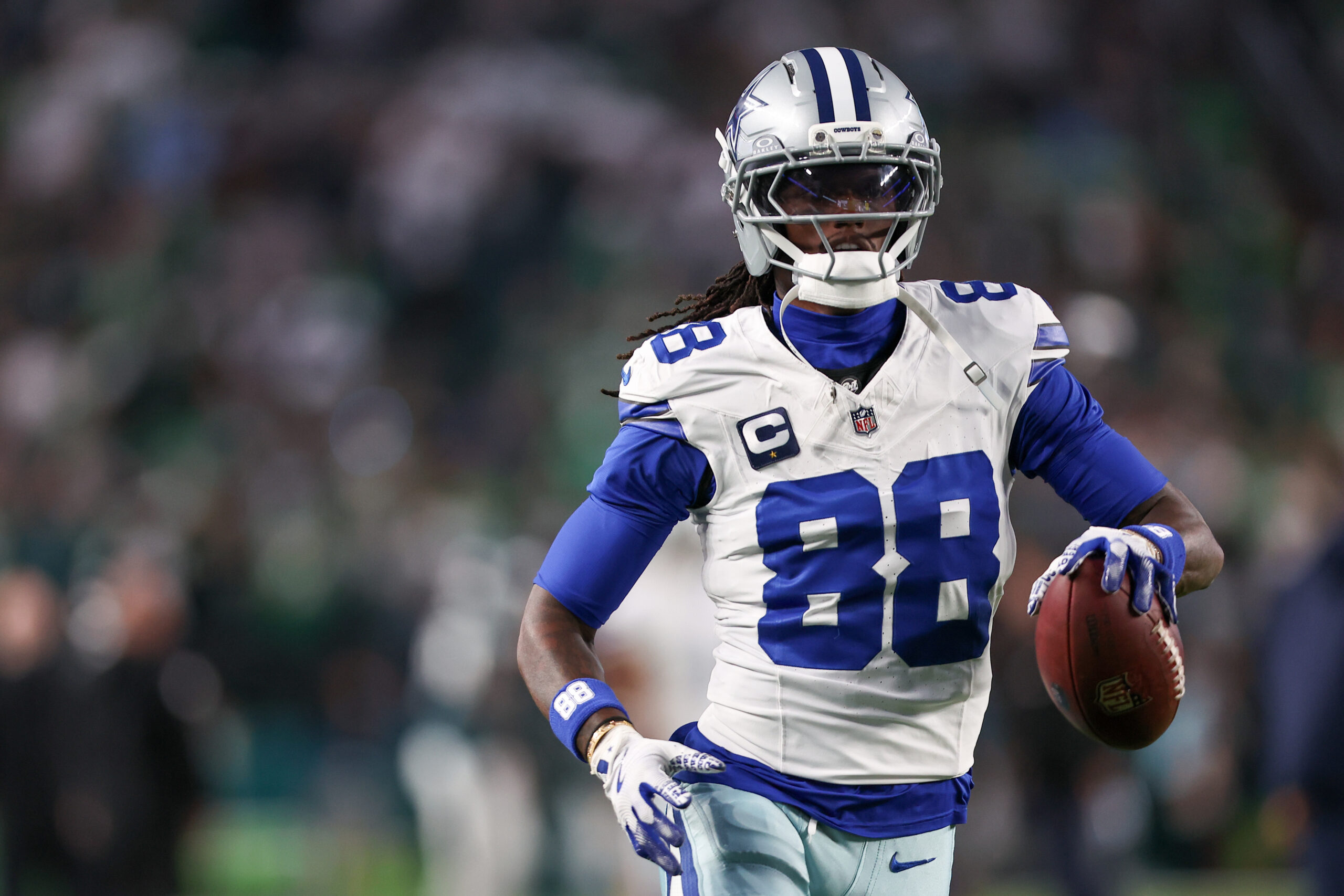 CeeDee Lamb gets good initial prognosis on ankle injury, per Jerry Jones