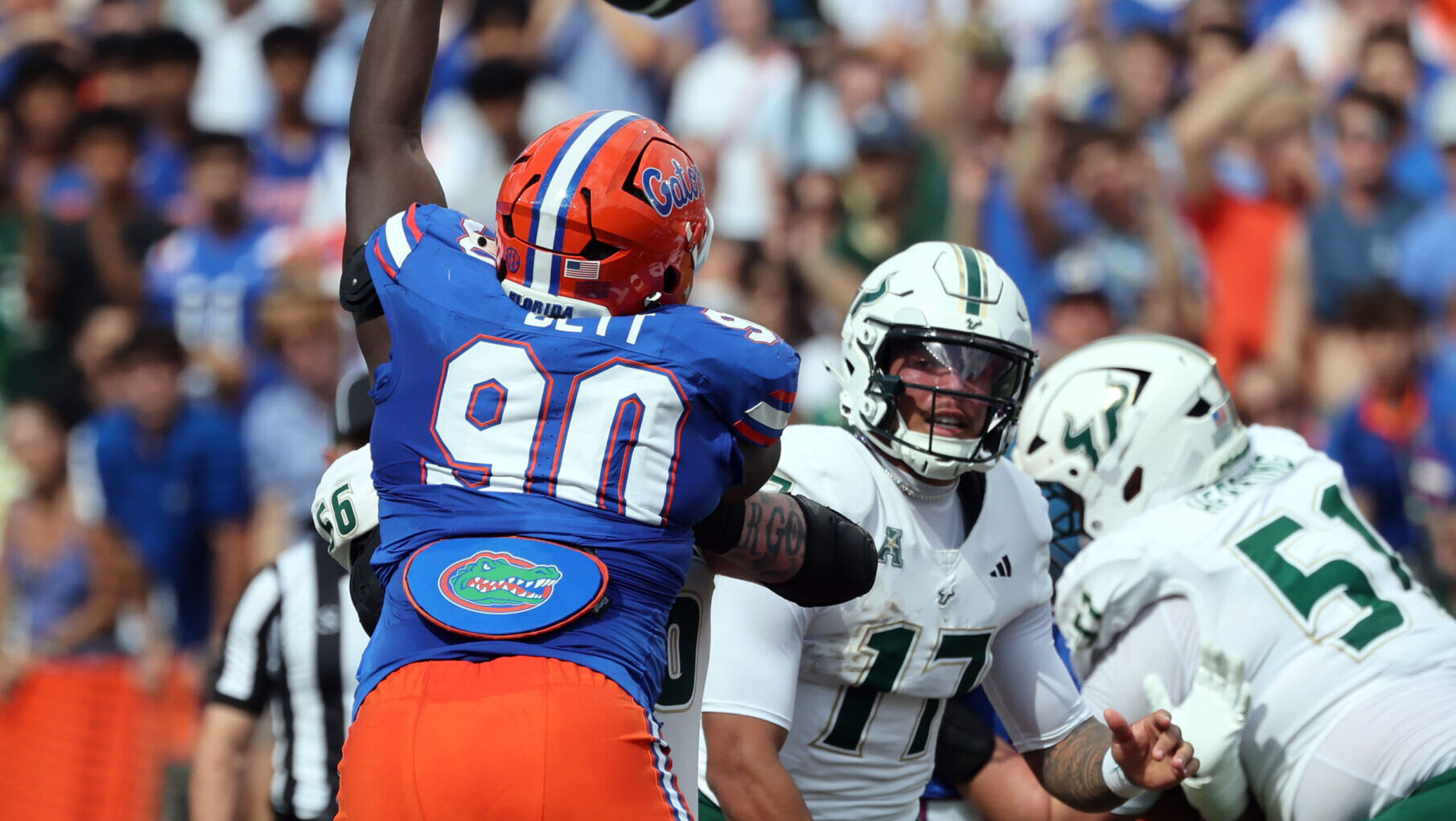 Florida DL Brendan Bett publicly apologizes for spitting on USF player