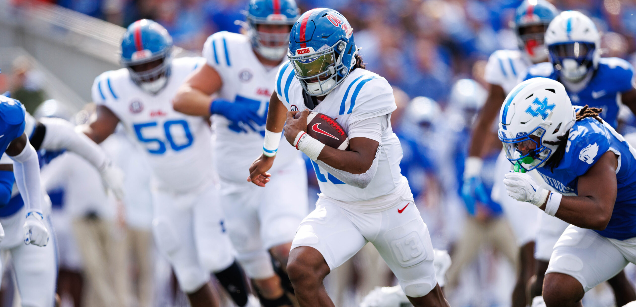 Austin Simmons receives official injury status for Week 3 following Kentucky exit
