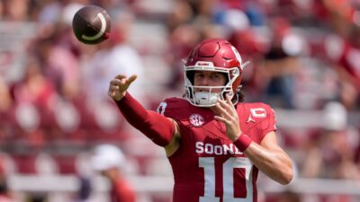 Oklahoma quarterback John Mateer.