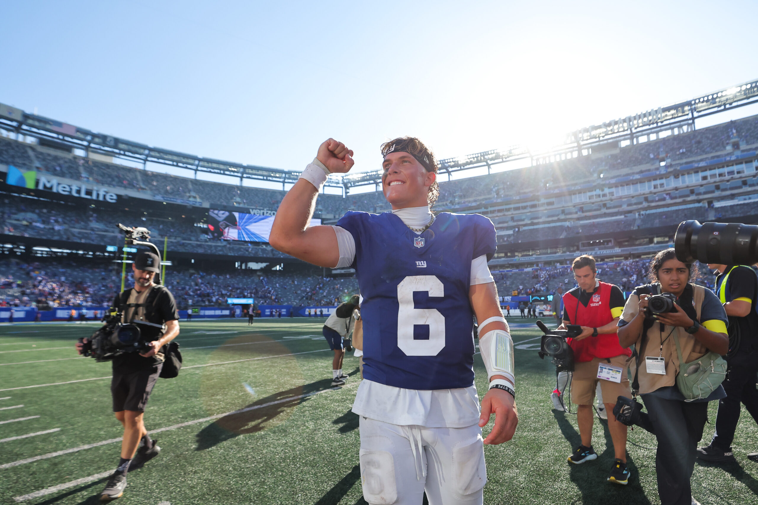 Giants QB Jaxson Dart earns NFL Rookie of the Month honor