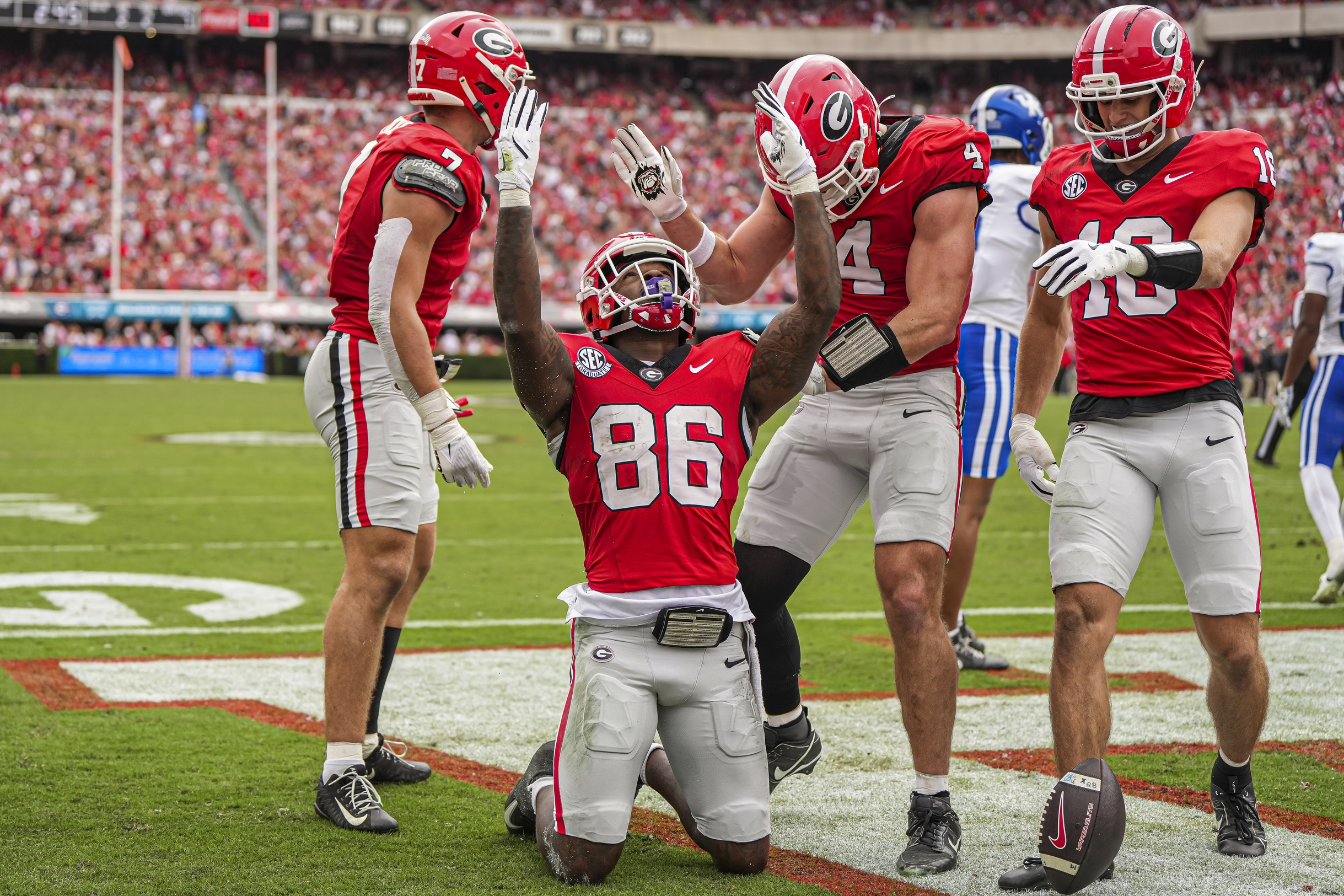 Rapid Reaction: Georgia handles Kentucky with ease for 35-14 win