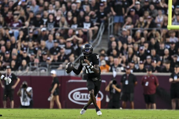 Marcel Reed throws a pass.