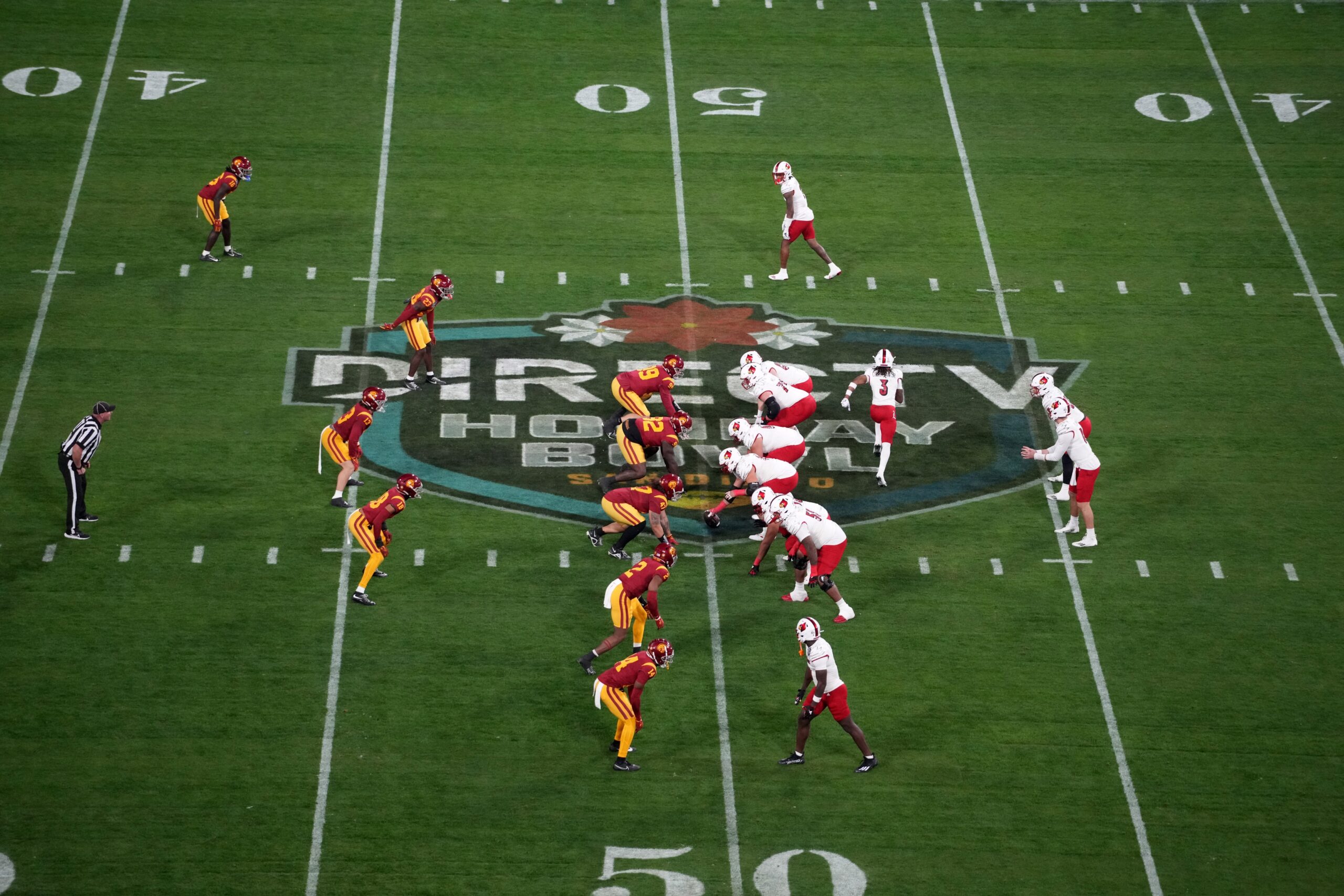 Bowl officials met with Saudi Arabia to discuss moving game to Middle East, per report Bowl officials met with Saudi Arabia to discuss moving game to Middle East, per report