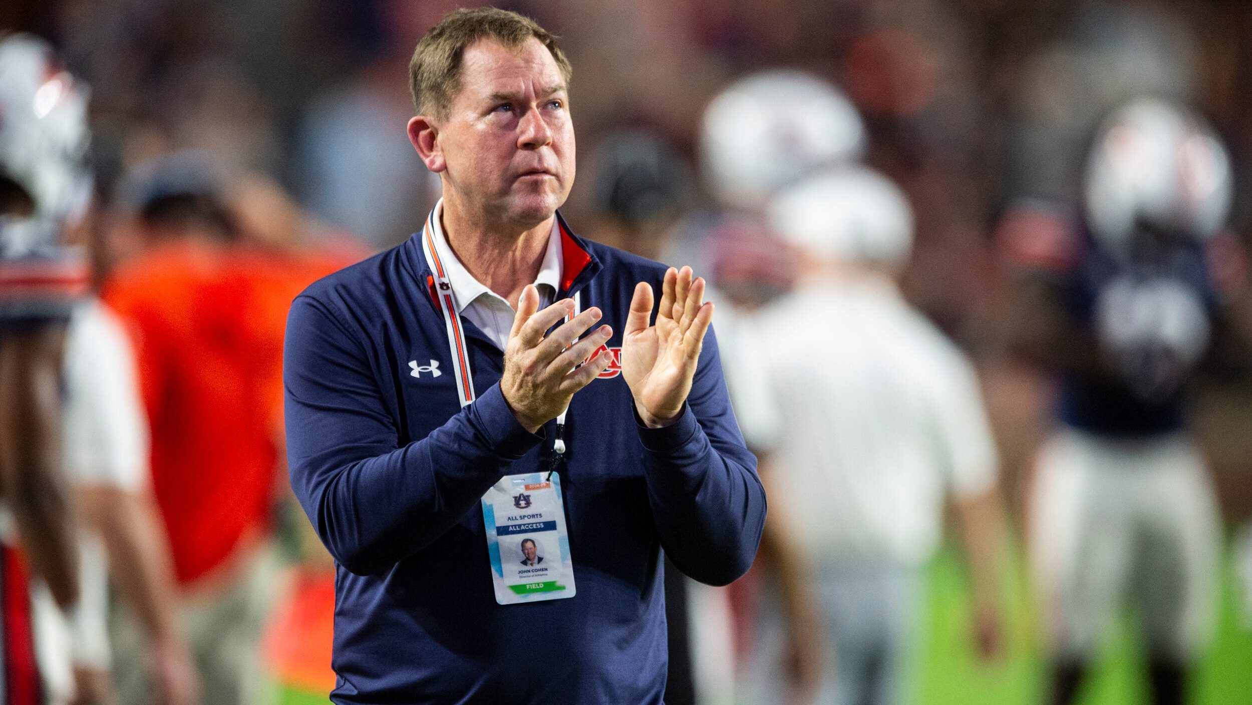 Auburn AD John Cohen berates SEC officials at halftime of Georgia game