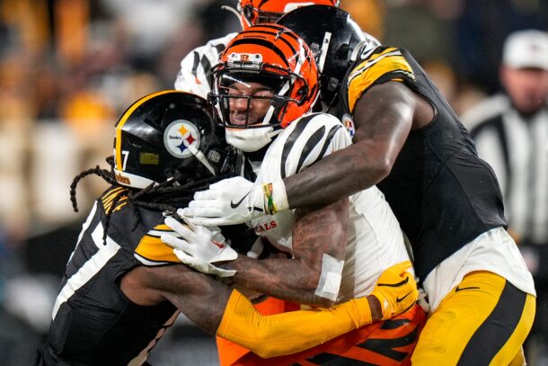 Steelers play the Bengals.