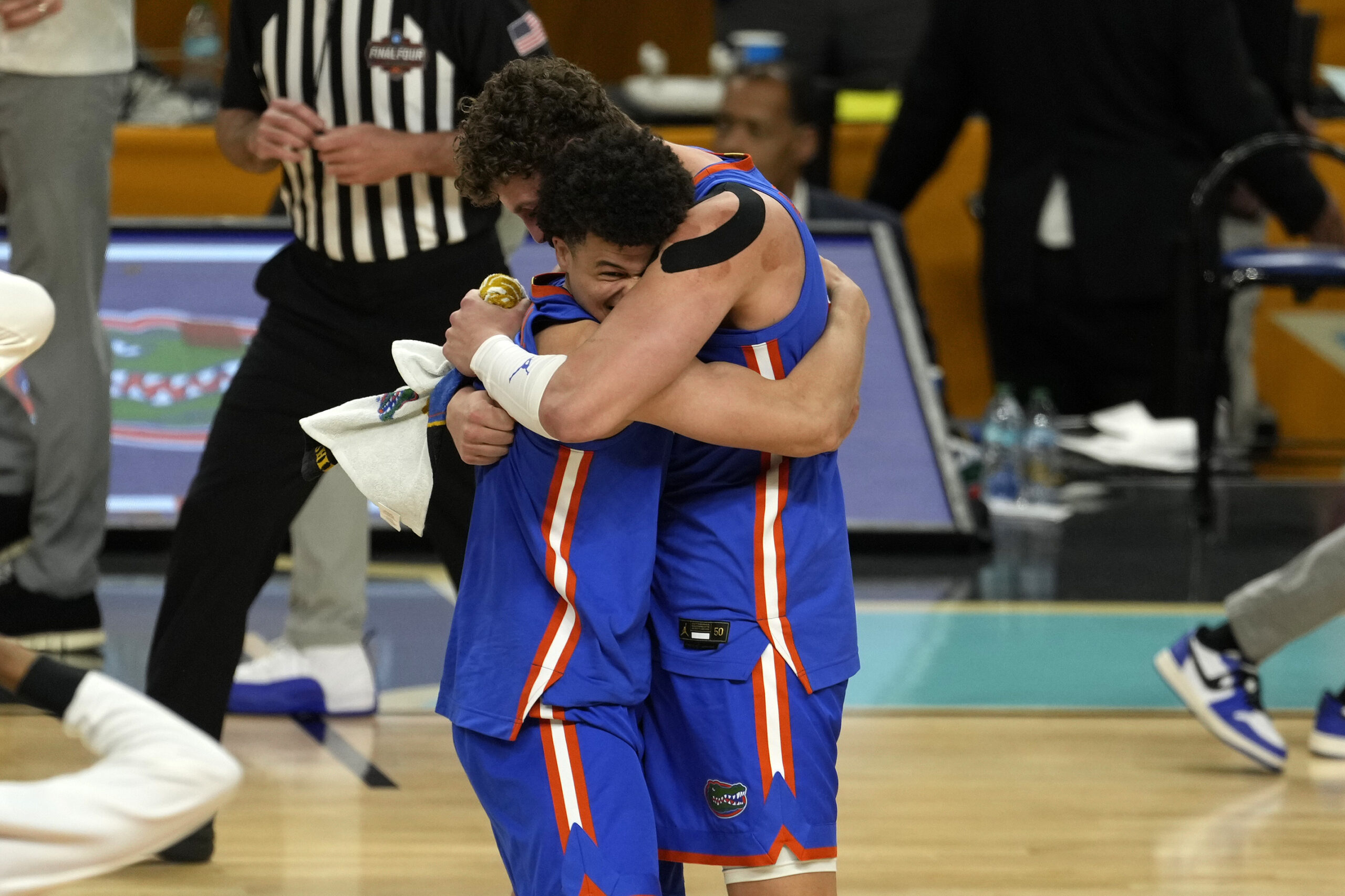 Florida NIL partner offers Gator fans opportunity to own piece of national championship court