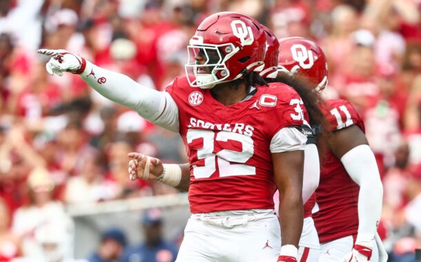 R Mason Thomas of Oklahoma reacts after recording a sack.