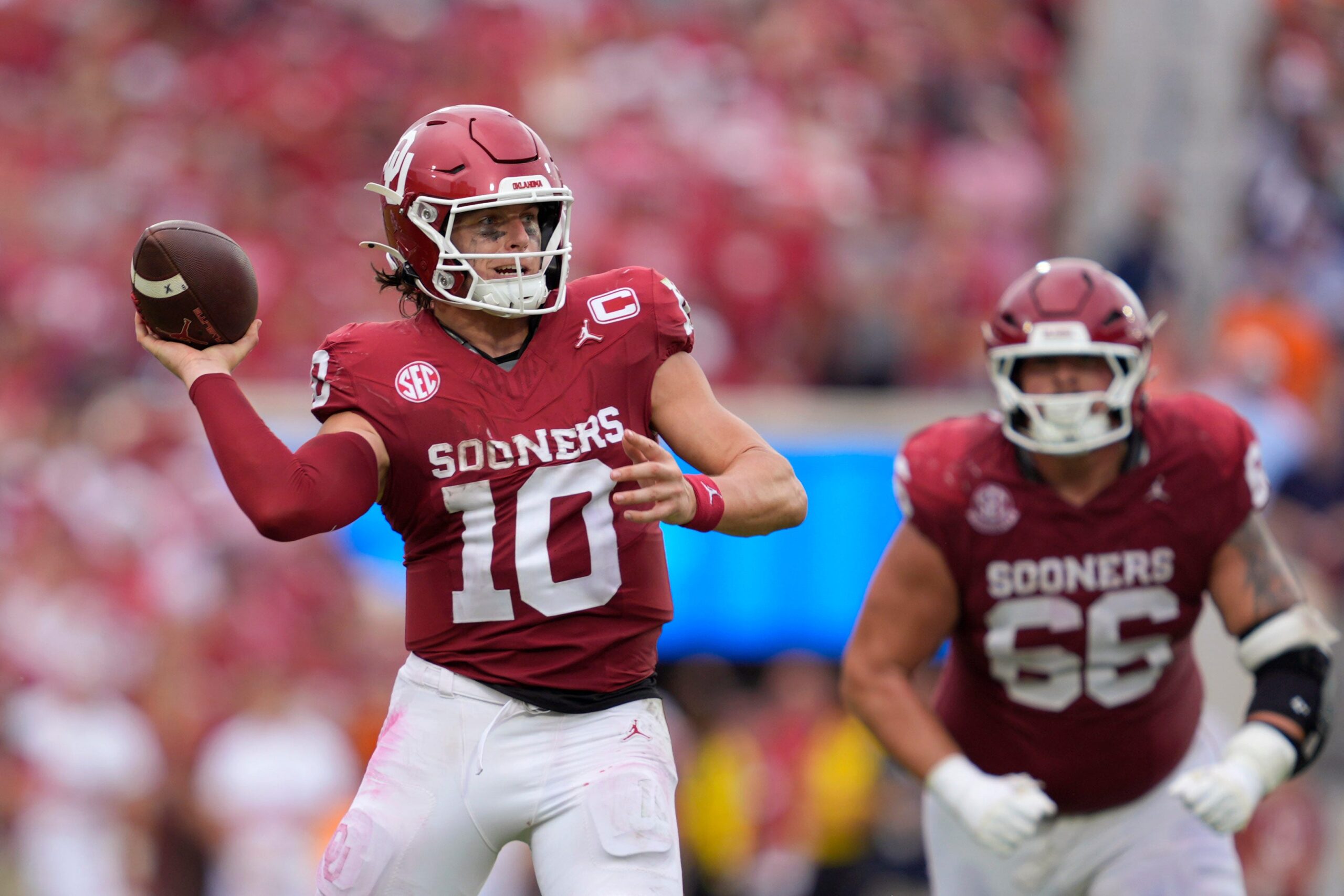 Oklahoma reveals final status for John Mateer vs. Texas