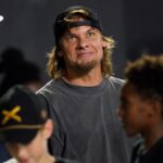 Theo Von at a Vanderbilt game.