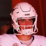 Arch Manning will have all eyes on him in his first Red River Rivalry start.