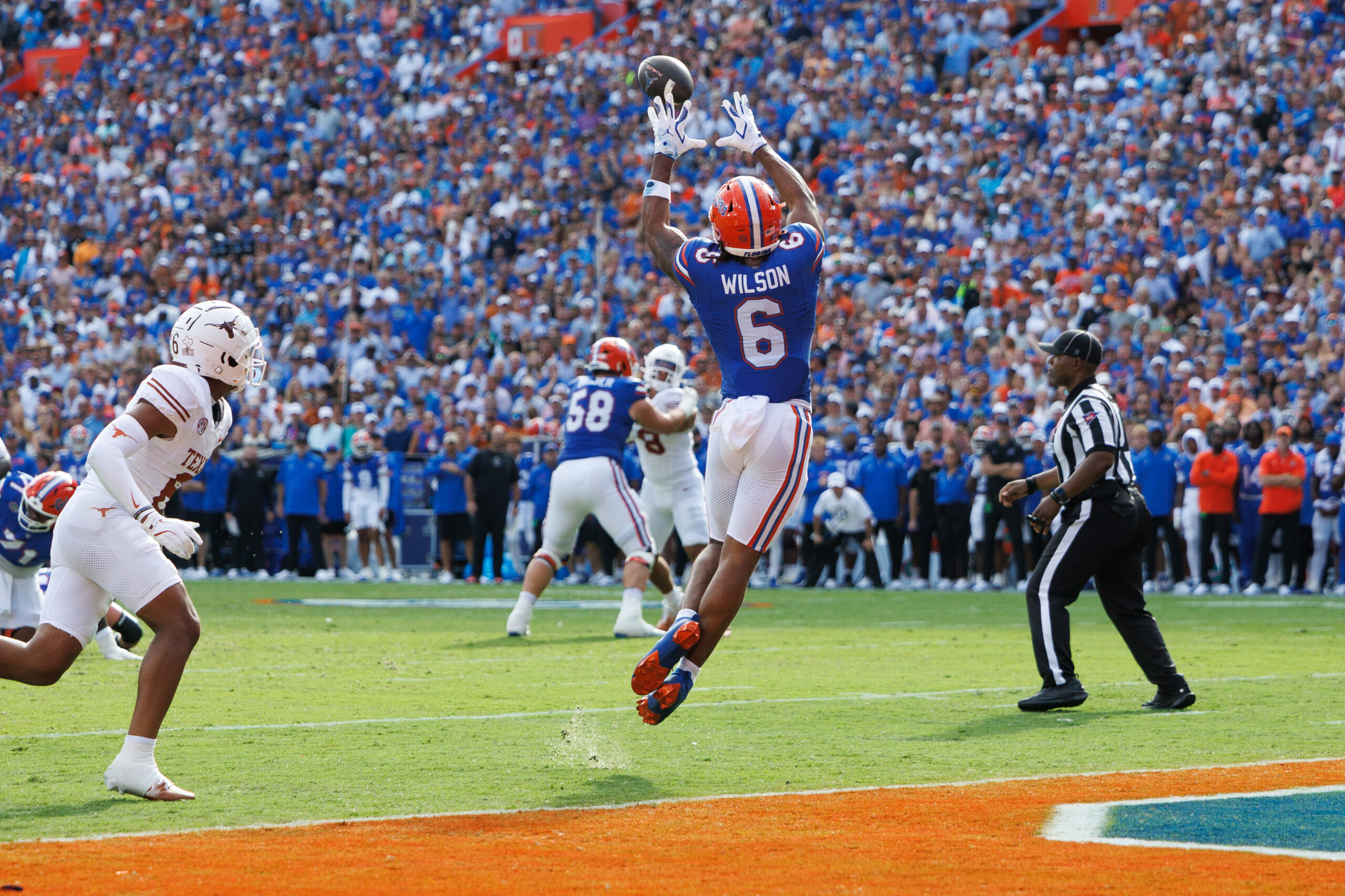 Dallas Wilson extends Florida’s lead over Texas with epic TD catch