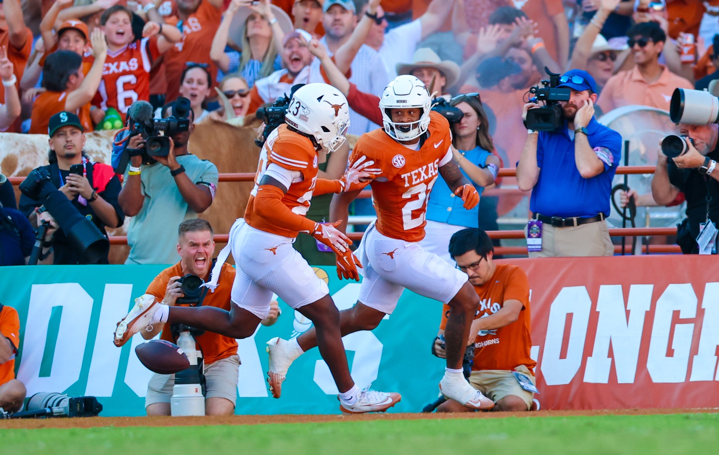 Rapid Reaction: Texas dominates Oklahoma for Red River rout