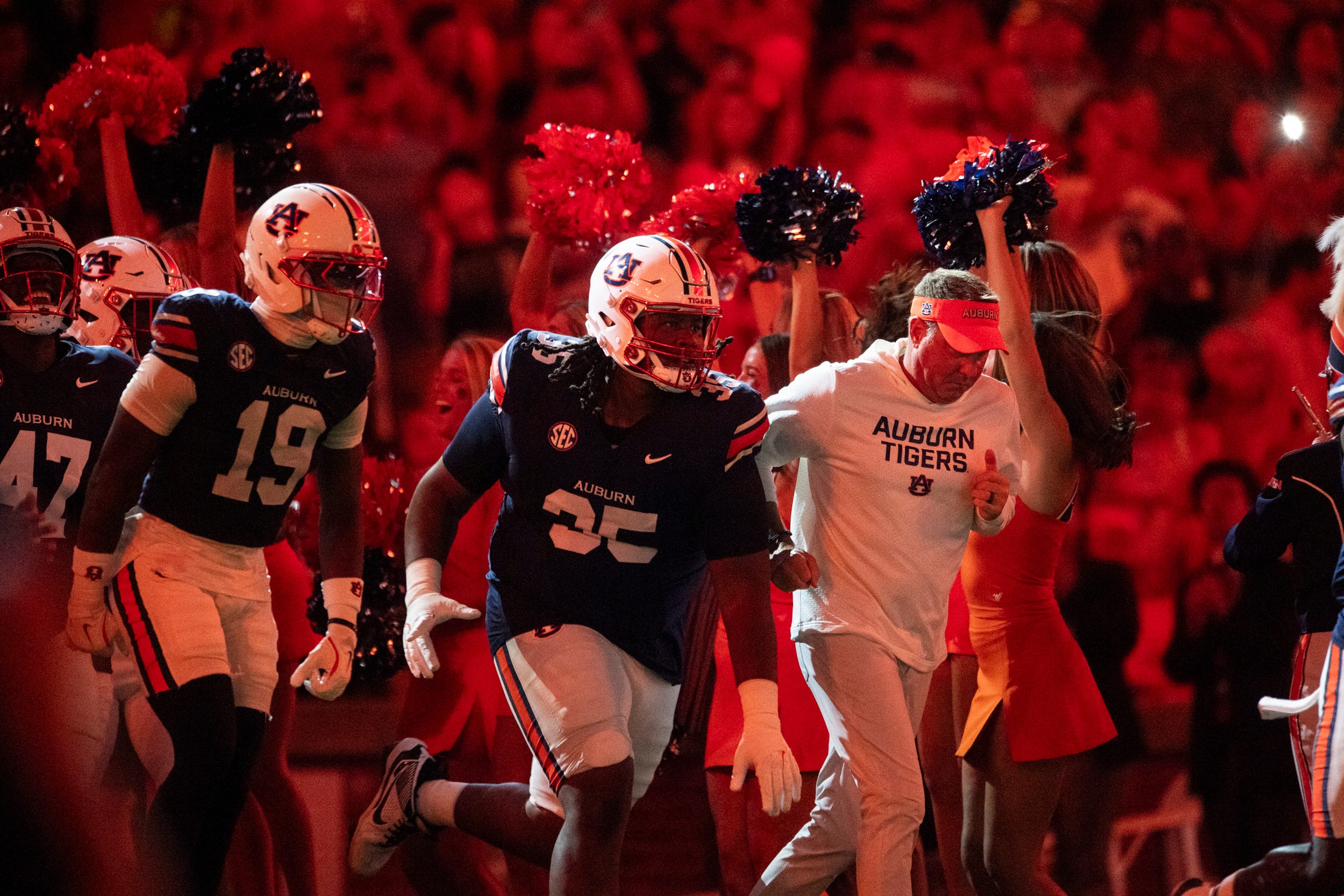 Auburn reveals hype video filled with desperation on eve of Arkansas showdown