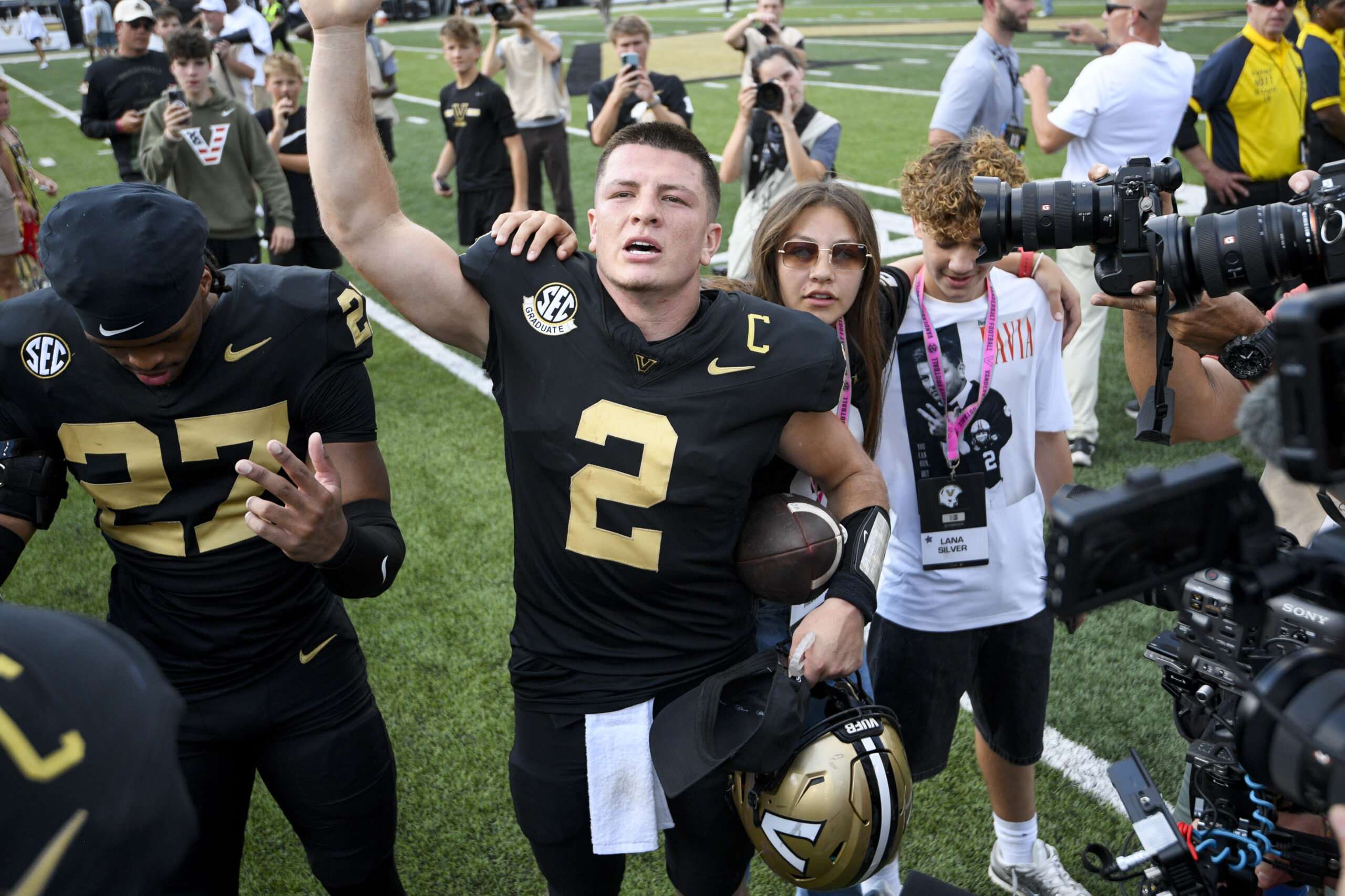 ESPN analyst ranks Diego Pavia No. 1 Heisman Trophy contender after Week 9