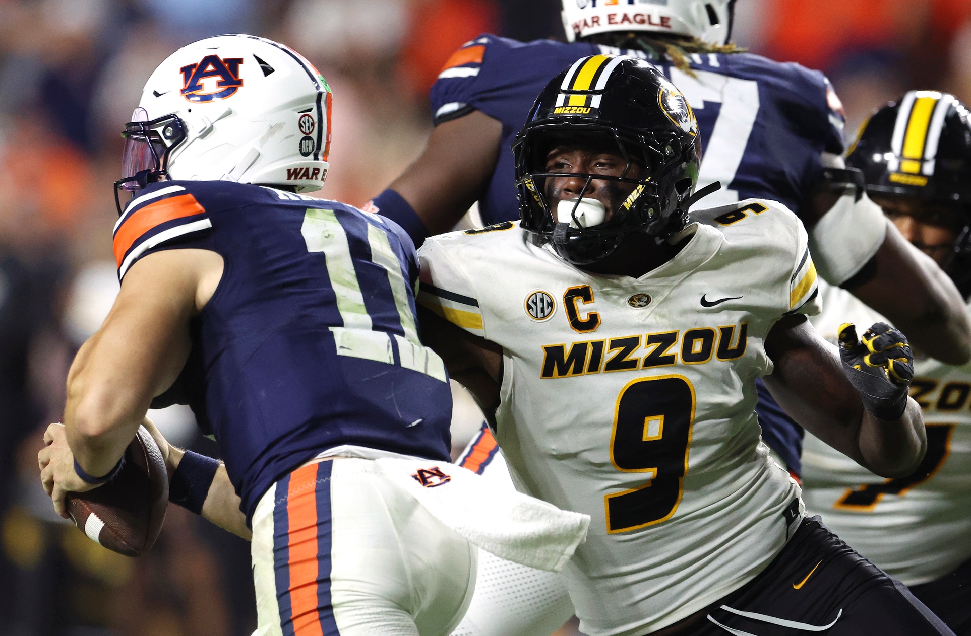 Eli Drinkwitz praises Zion Young&rsquo;s energy, says Alabama penalty cost Mizzou &lsquo;jack squat&rsquo;