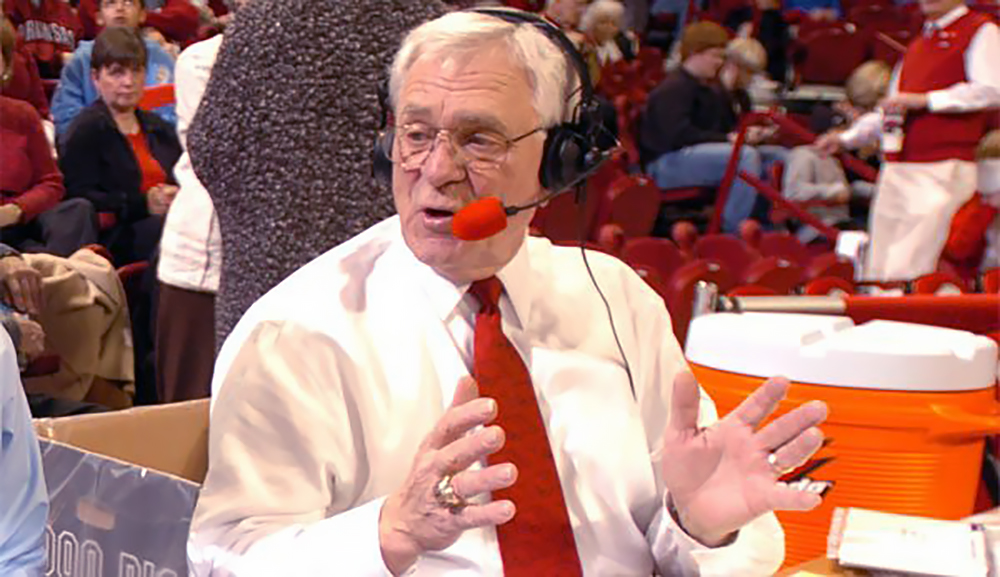 Former Arkansas play-by-play broadcaster Mike Nail passes away