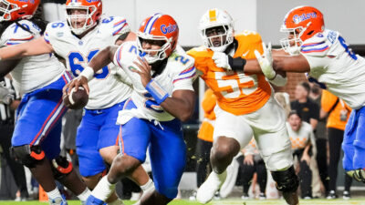 Florida's DJ Lagway plays against Tennessee.