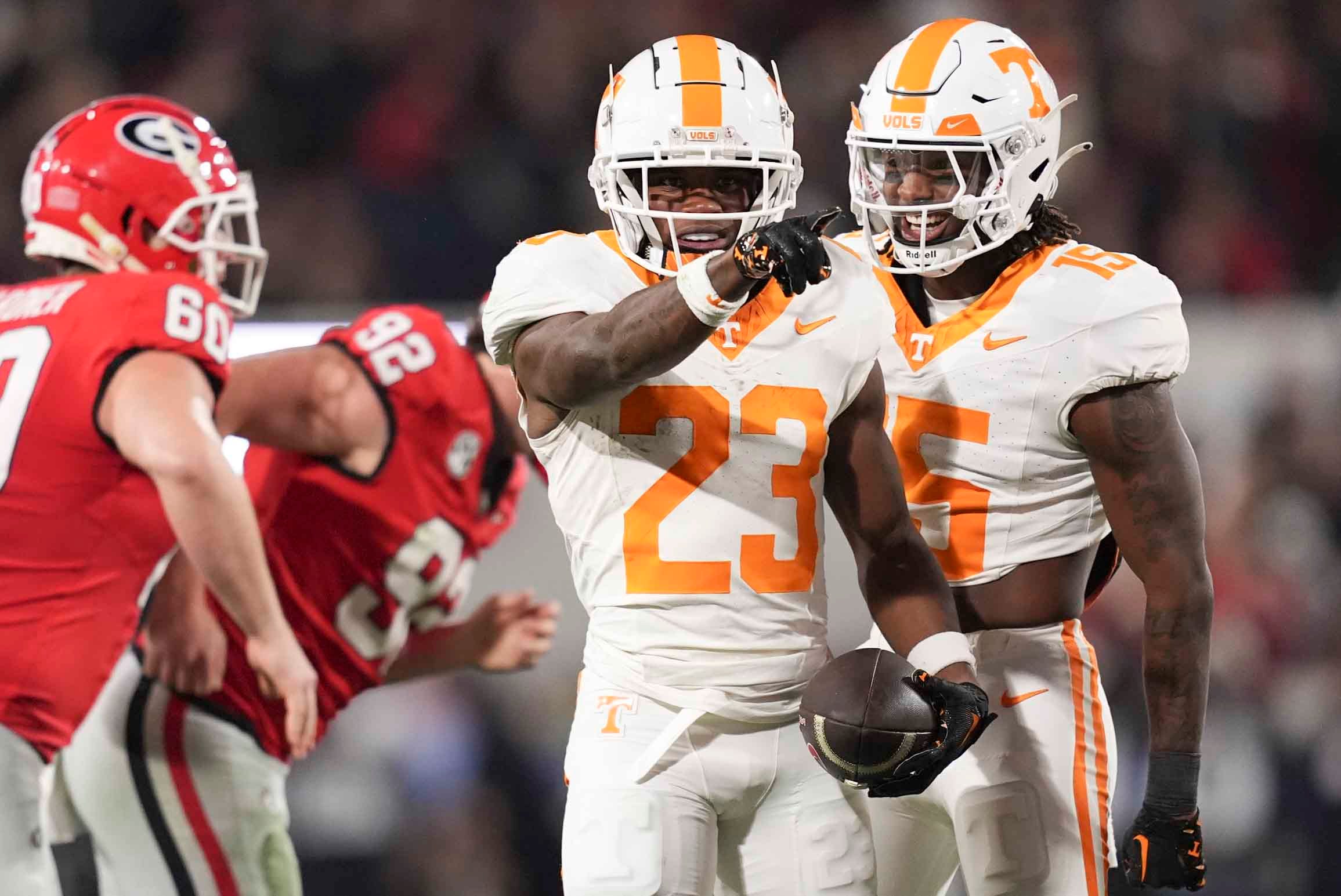 Boo Carter shares statement on departure from Tennessee football program