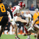 Oklahoma kicker Tate Sandell.