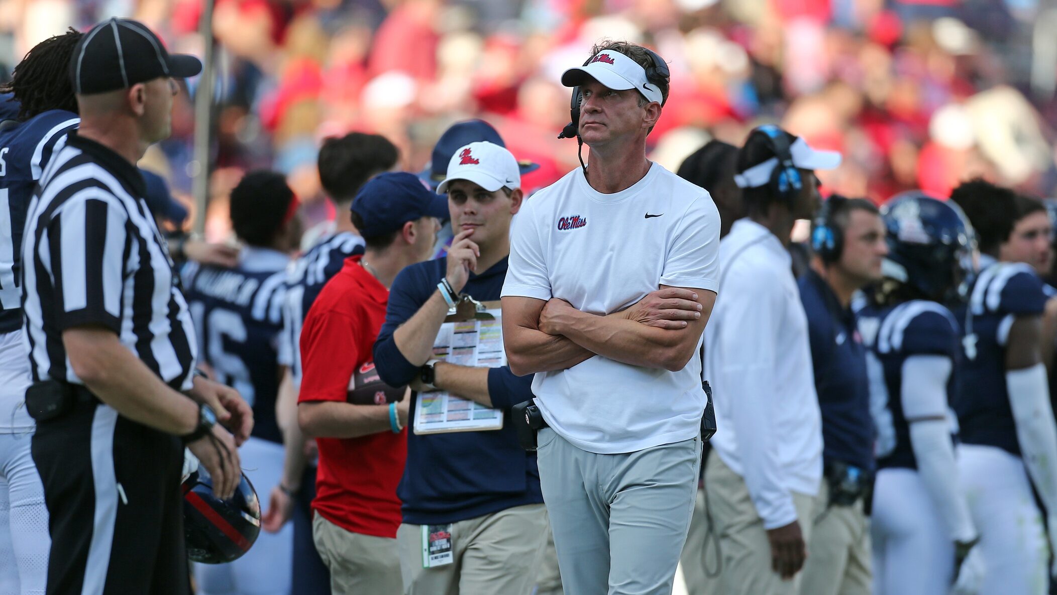 Lane Kiffin shares thoughts on difference in DJ Lagway ahead of Ole Miss vs. Florida