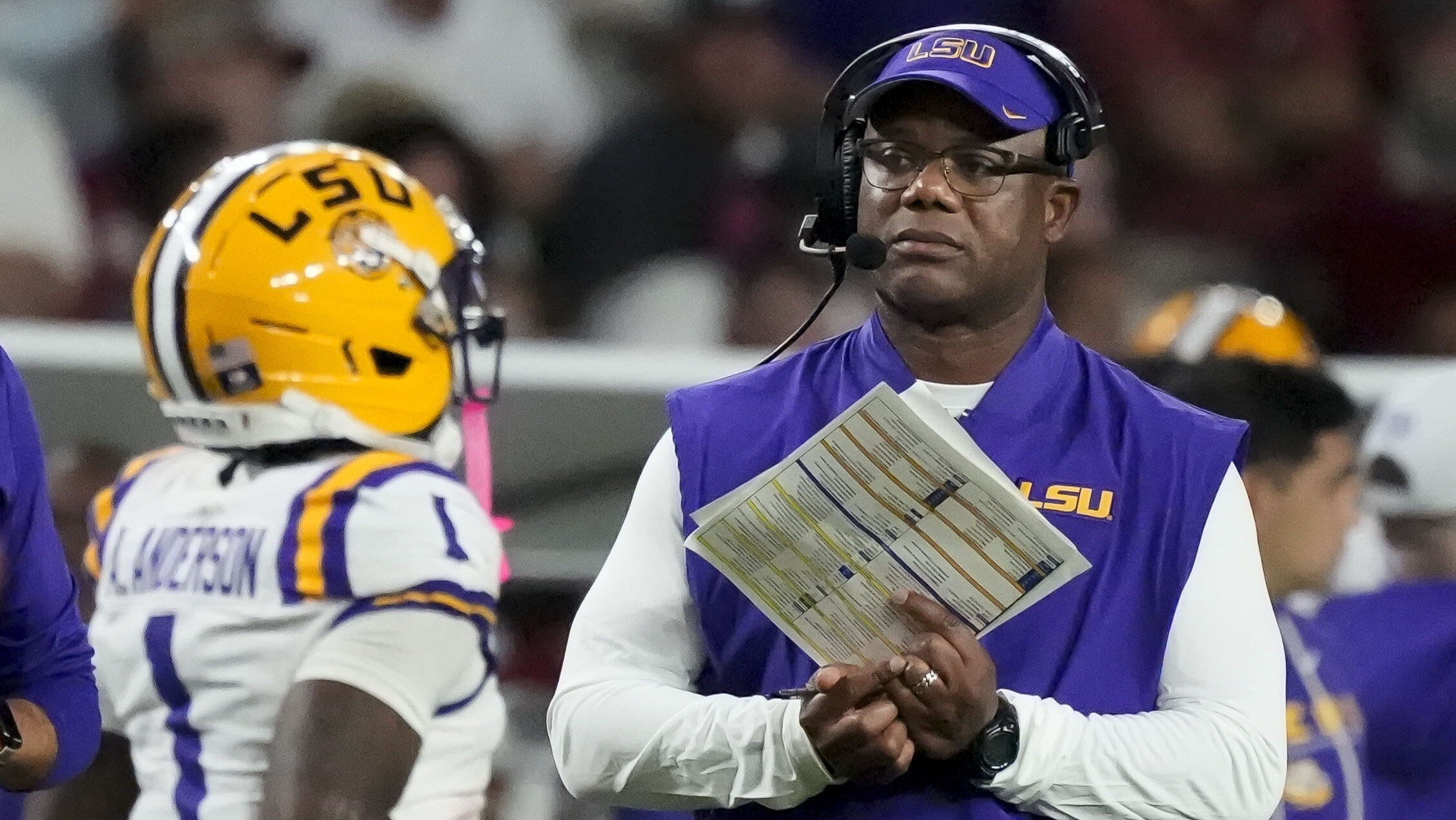 Frank Wilson gives injury updates on LSU QB Garrett Nussmeier, LB Whit Weeks Frank Wilson gives injury updates on LSU QB Garrett Nussmeier, LB Whit Weeks