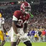 Alabama LB Noah Carter.