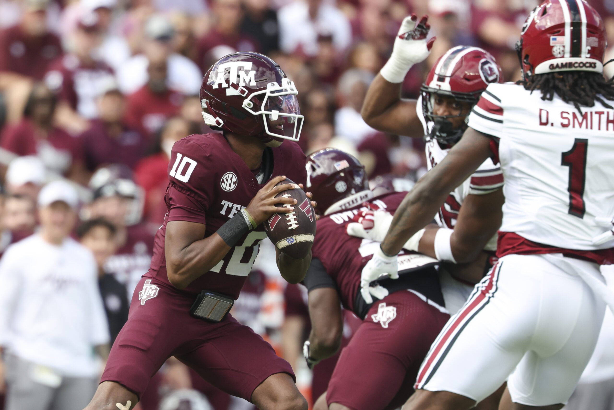 Mike Elko praises Marcel Reed for turnaround 2nd half: ‘That’s what winners do’ Mike Elko praises Marcel Reed for turnaround 2nd half: ‘That’s what winners do’