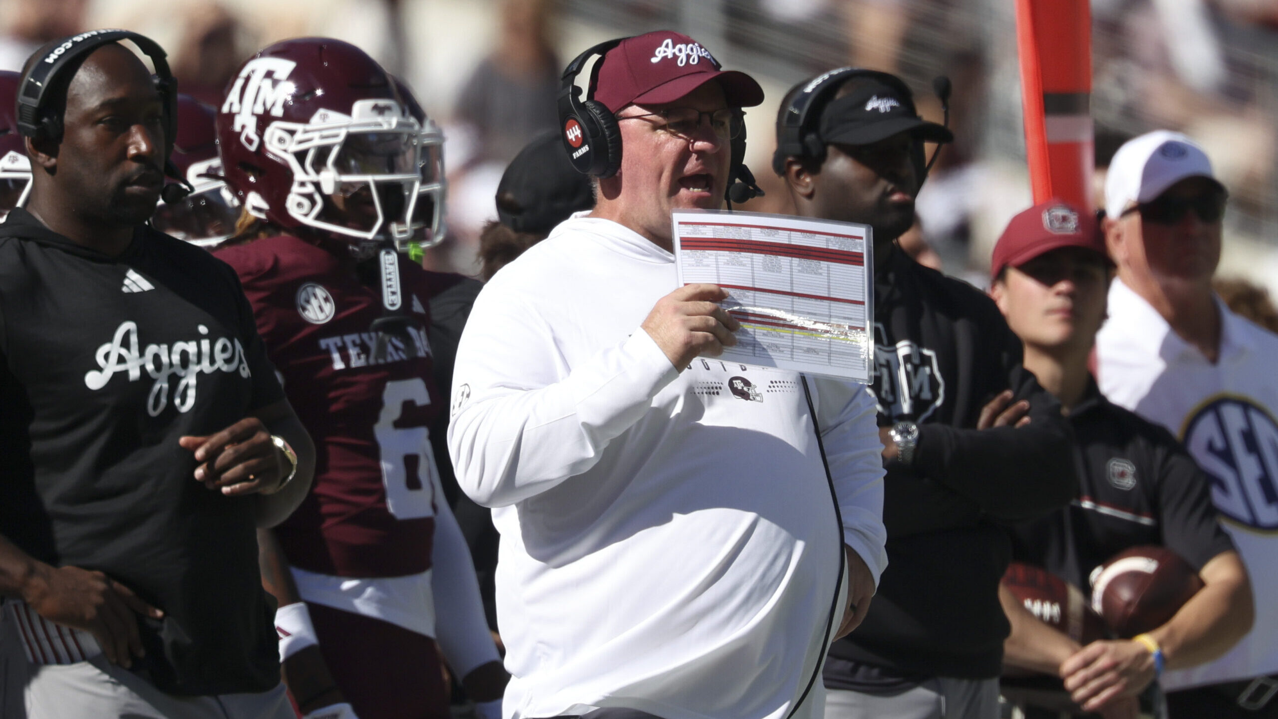 Mike Elko praises Texas A&M&rsquo;s &lsquo;unbelievable grit&rsquo; after comeback vs. South Carolina