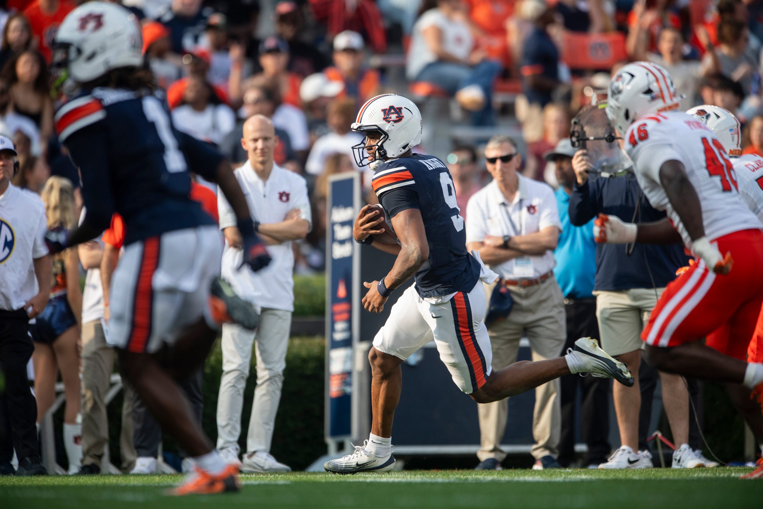 SEC program named a leader to land Auburn transfer QB Deuce Knight SEC program named a leader to land Auburn transfer QB Deuce Knight