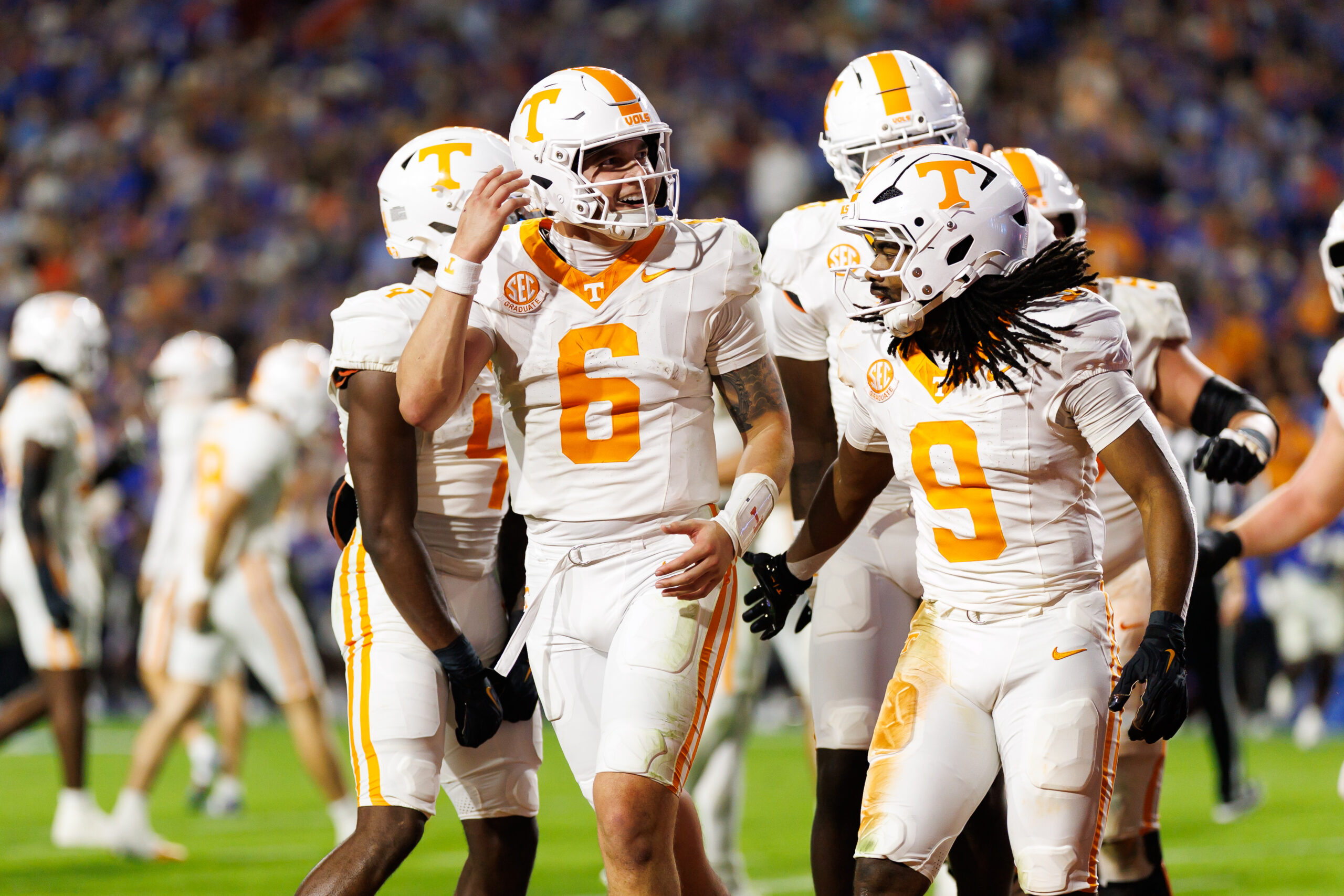 Tennessee opens as slight favorite over Vanderbilt in Week 14 clash