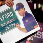 Ole Miss fans react to Lane Kiffin departing Oxford for LSU.