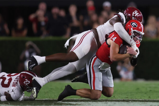 Alabama's defense stops Georgia.