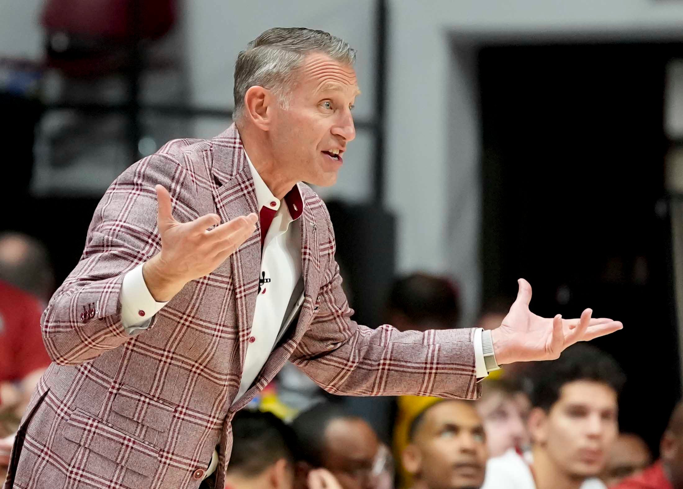 Nate Oats reveals extended absence for Alabama freshman center