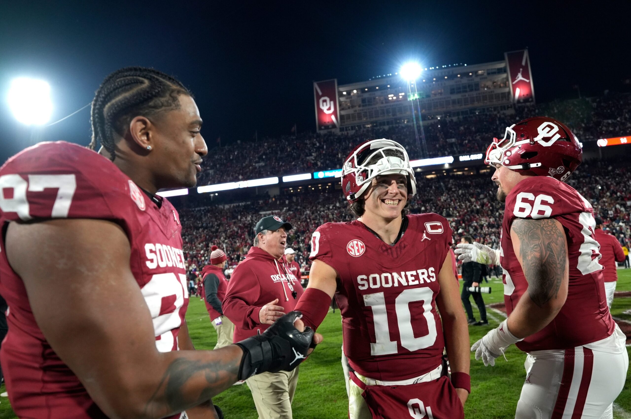 Oklahoma’s Championship Hopes: Should We Be Wary of Their Offense?