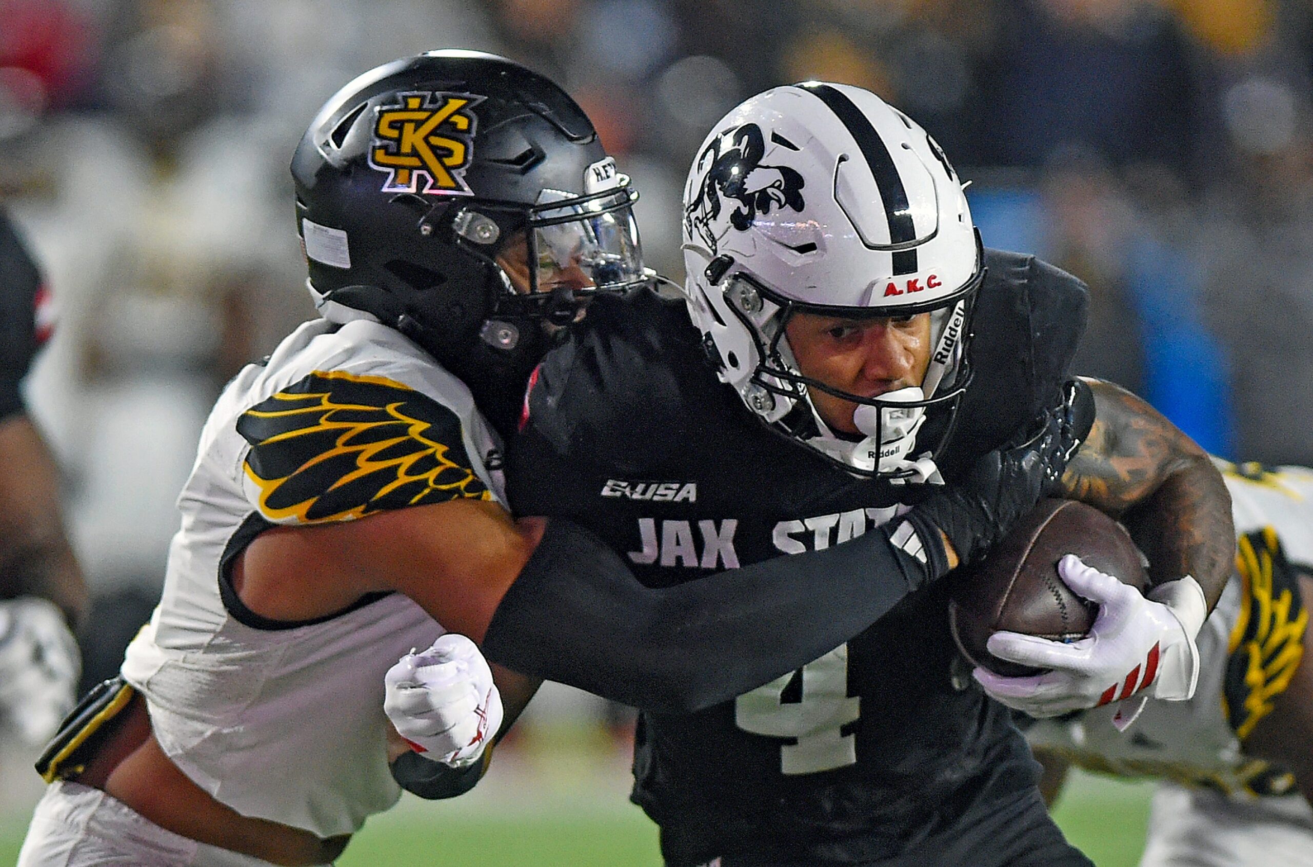 Nation&rsquo;s leading rusher to enter transfer portal, per report