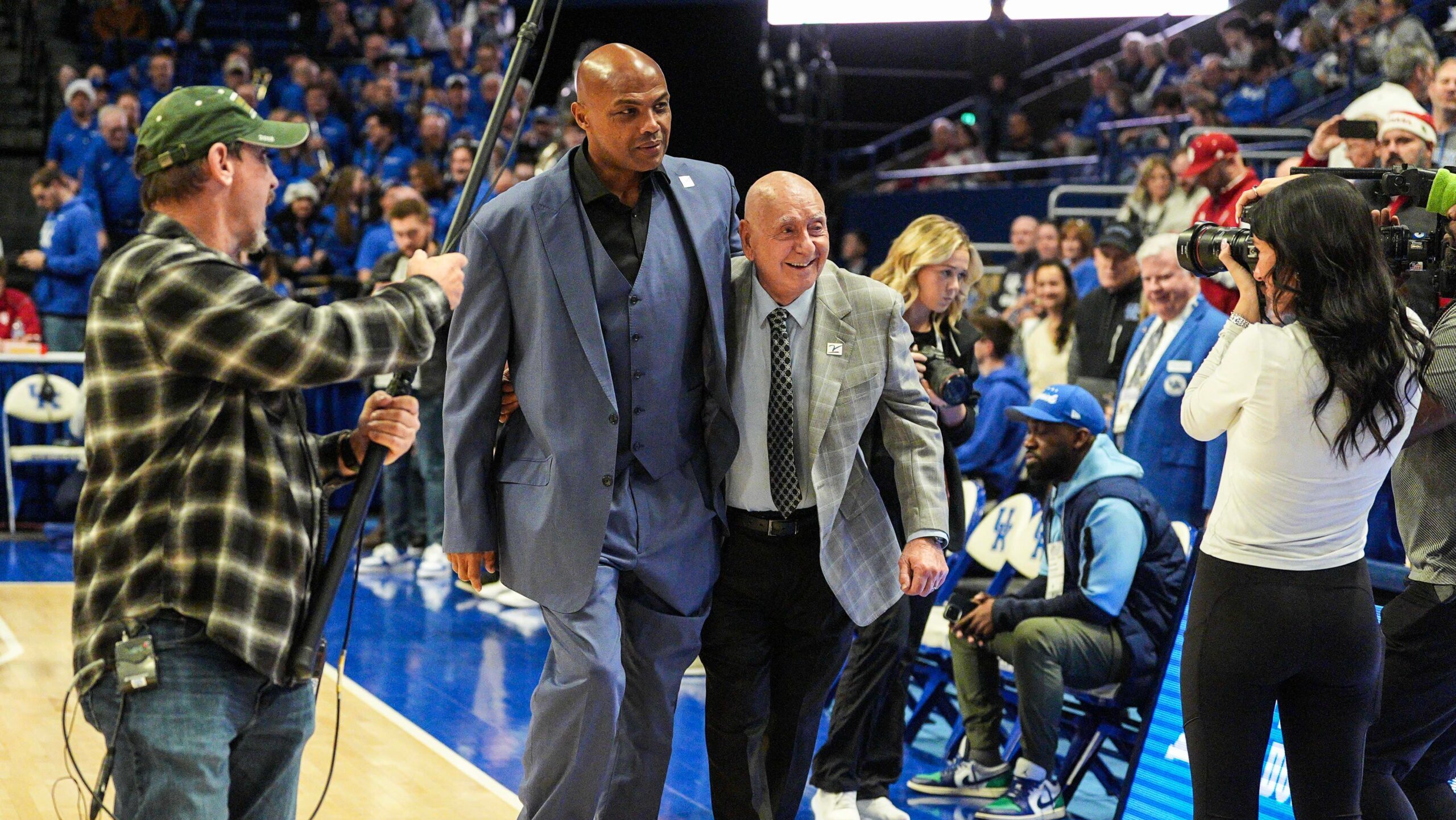 Dick Vitale comments on experience of calling Kentucky game with Charles Barkley
