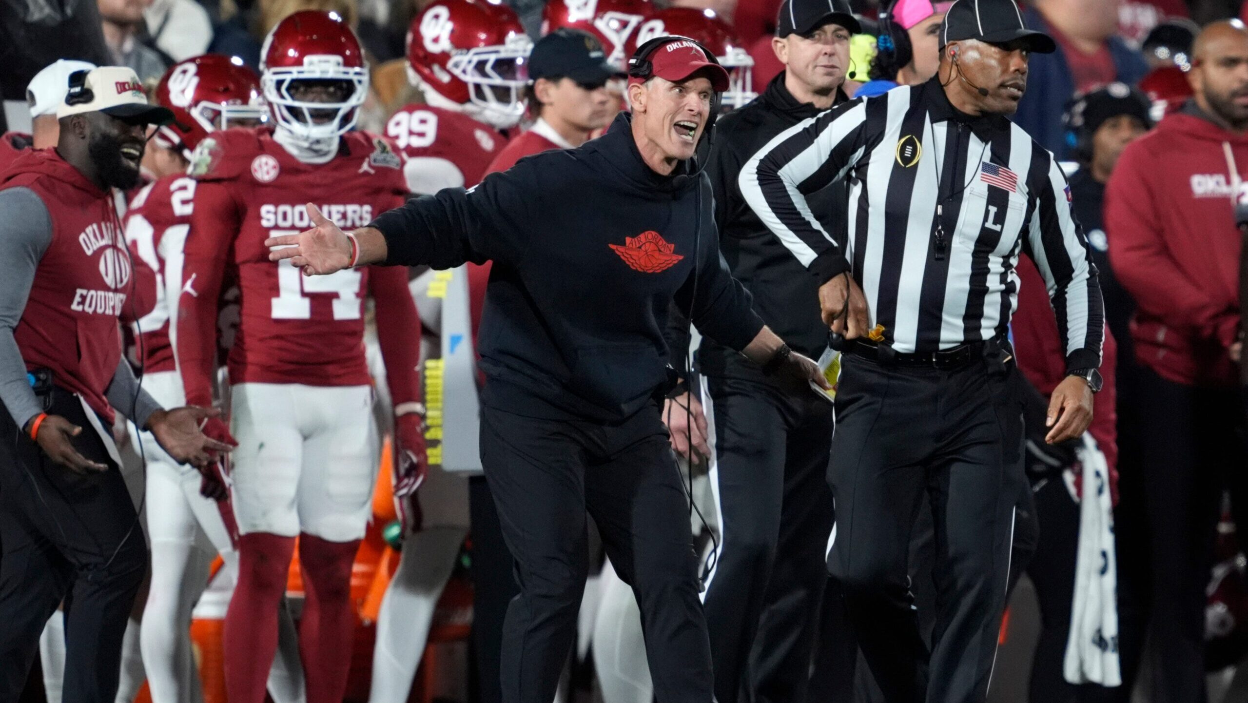 Oklahoma loses veteran linebacker to transfer portal, per report