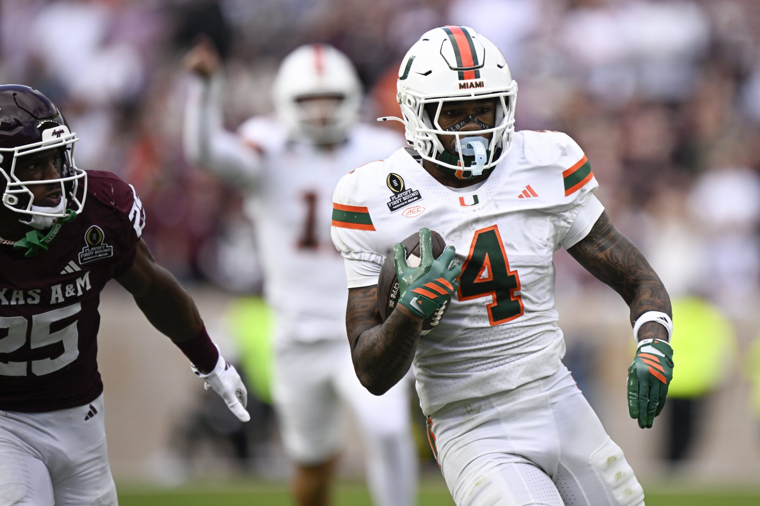 Mark Fletcher throws punch at Indiana DL after title game loss